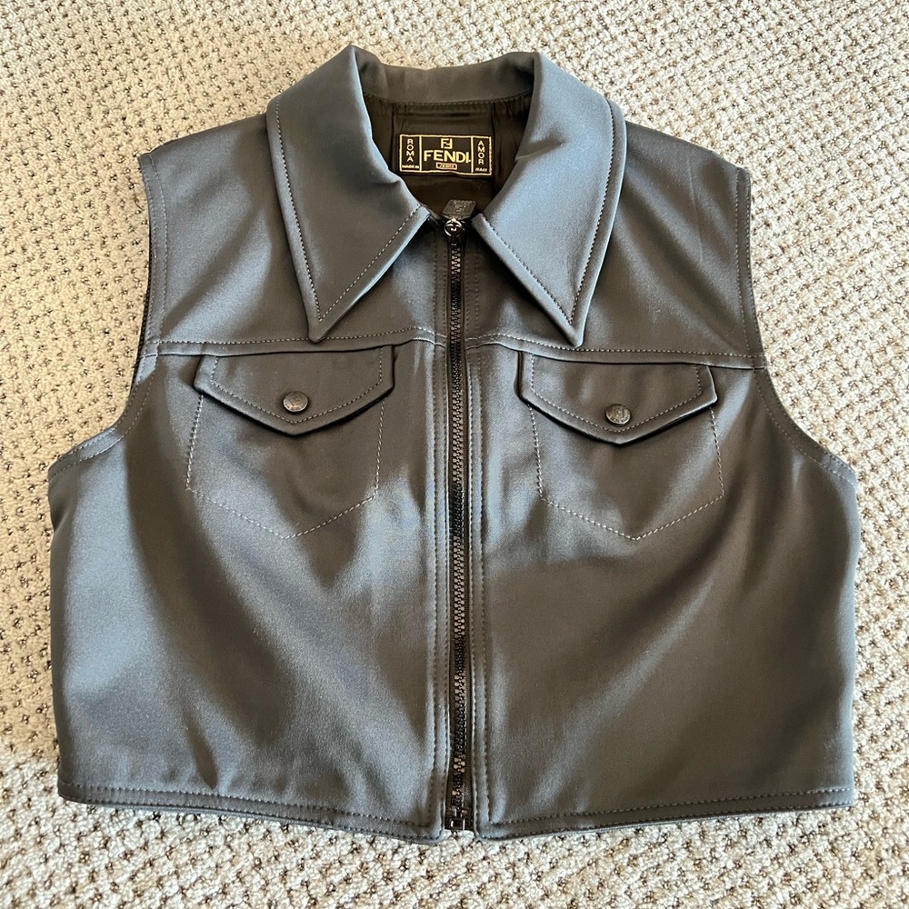 Authentic Fendi Roma Vest, size 38 black color